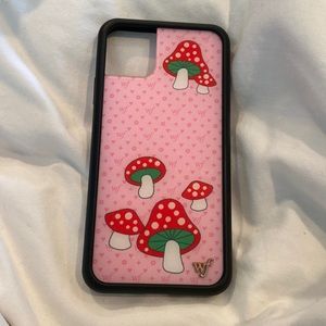 Wildflower Shrooms iPhone 11 Pro Max Case